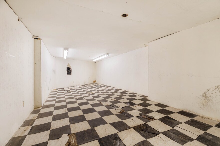 More Photos Of 142 Cross St, Somerville Restaurant For Sale