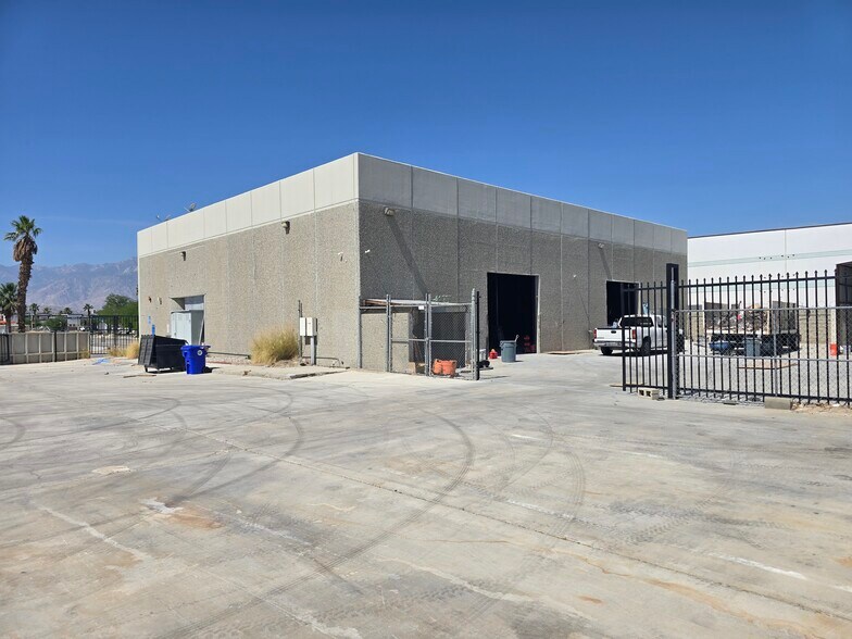 More Photos Of 31248 Dunham Way, Thousand Palms Warehouse For Sale