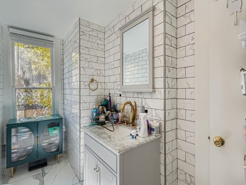 More Photos Of 1424 Clayton St, Denver Multifamily For Sale