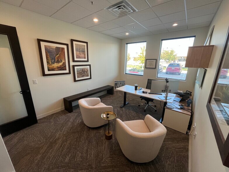 More Photos Of 4317 Marsh Ridge, Carrollton Showroom For Sale