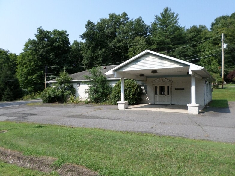 Primary Photo Of 1240 State Route 307, Lake Winola Office For Sale