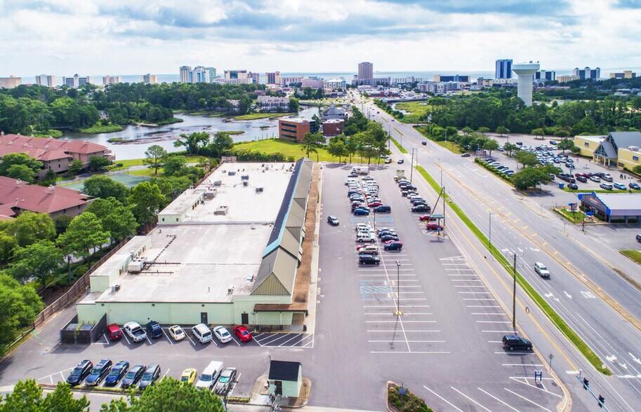 More Photos Of 958A-984 Laskin Rd, Virginia Beach Unknown For Lease