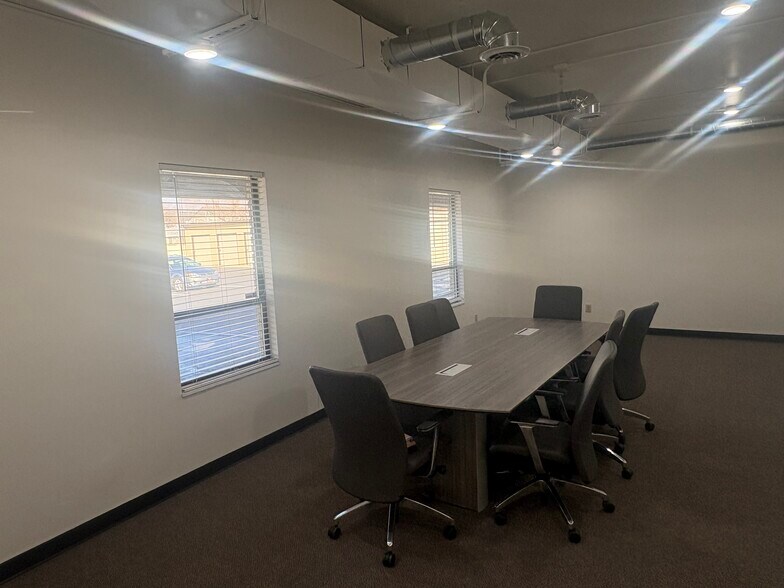 More Photos Of 79-99 E Fort Union Blvd, Midvale Medical For Lease
