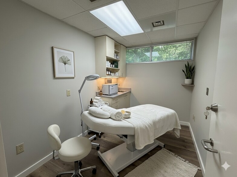 More Photos Of 440 Hillcrest Dr, Commerce Medical For Lease