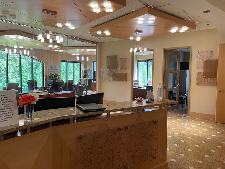 More Photos Of 6495 Shiloh Rd, Alpharetta Office For Sale