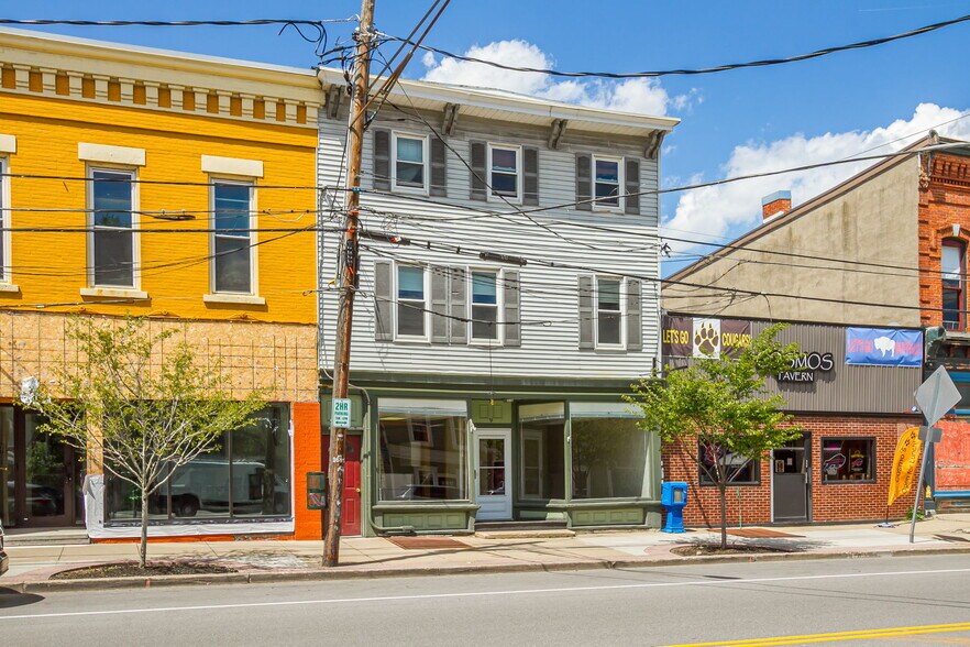 More Photos Of 9 W Main St, Honeoye Falls Storefront Retail Residential For Sale