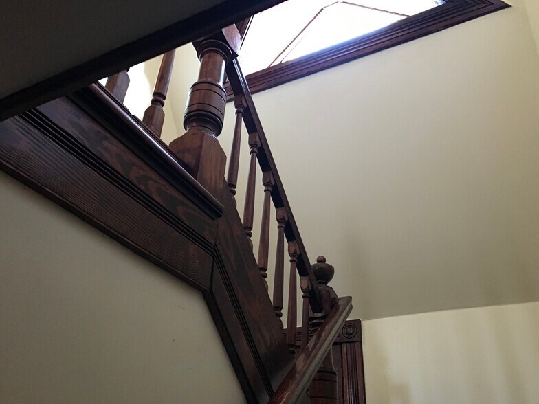 More Photos Of 1454 State Route 30, Wells Specialty For Sale
