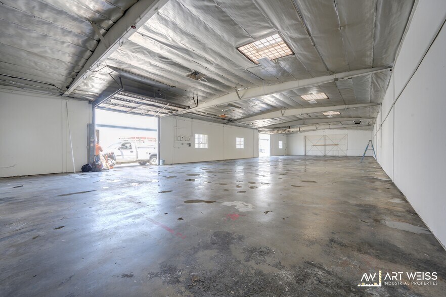 More Photos Of 2128 Merced Ave, South El Monte Warehouse For Lease