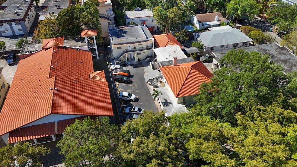 More Photos Of 1362 SW 2nd St, Miami Apartments For Sale