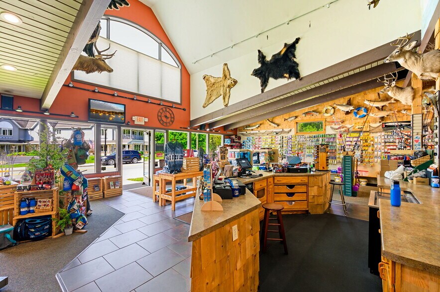 More Photos Of 4084 Main St, Fish Creek Freestanding For Sale