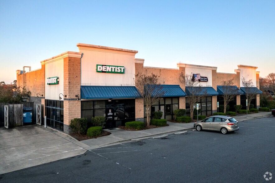 More Photos Of 2482-2496 Wonder Dr, Kannapolis General Retail For Lease
