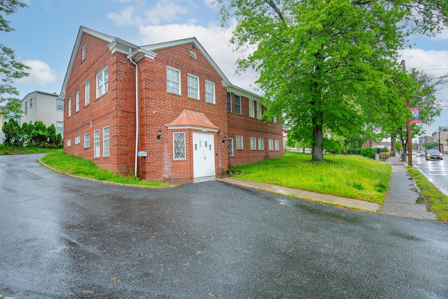 More Photos Of 222 main St, West Orange Office Residential For Sale