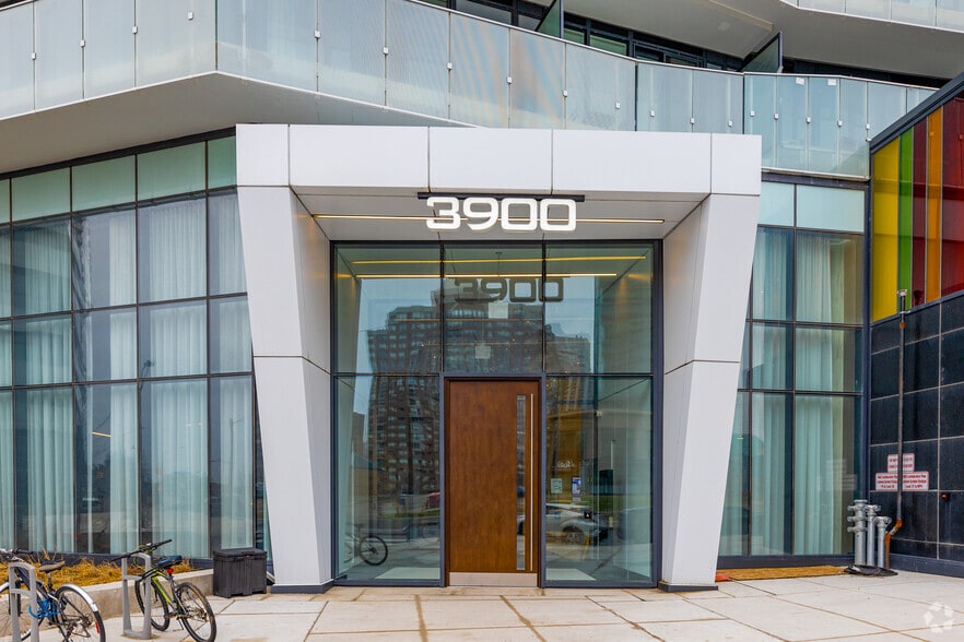 More Photos Of M City 1, Mississauga Apartments For Lease