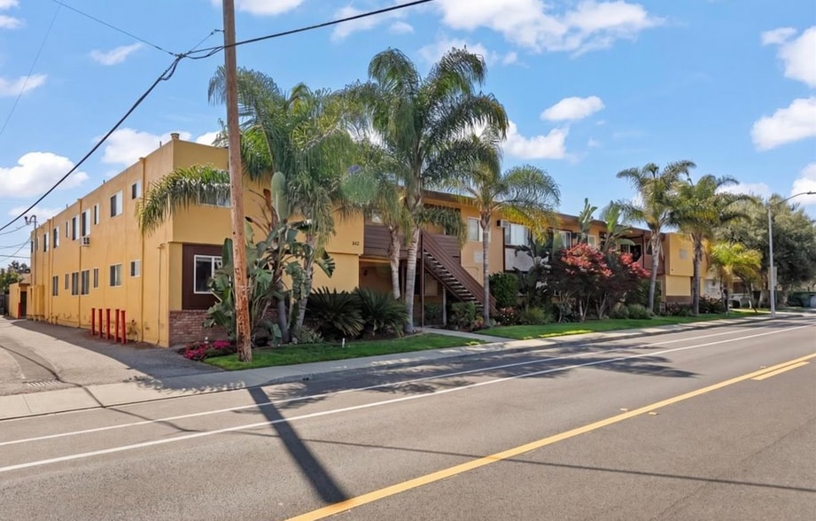 Primary Photo Of 925 Pomeroy Ave, Santa Clara Apartments For Sale
