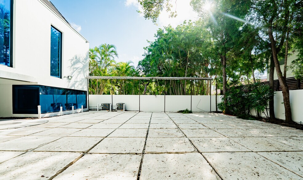 More Photos Of 720 E Palmetto Park Rd, Boca Raton Office For Lease