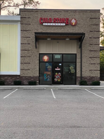 More Photos Of 8459 Dorchester Rd, North Charleston Restaurant For Lease