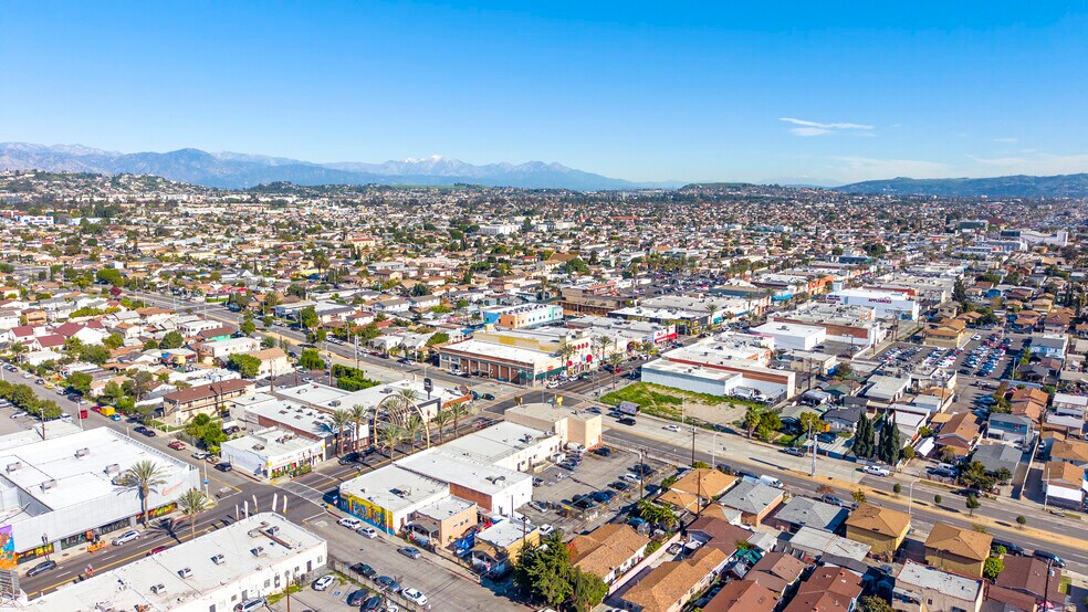 More Photos Of 4630 Whittier Blvd, Los Angeles General Retail For Sale