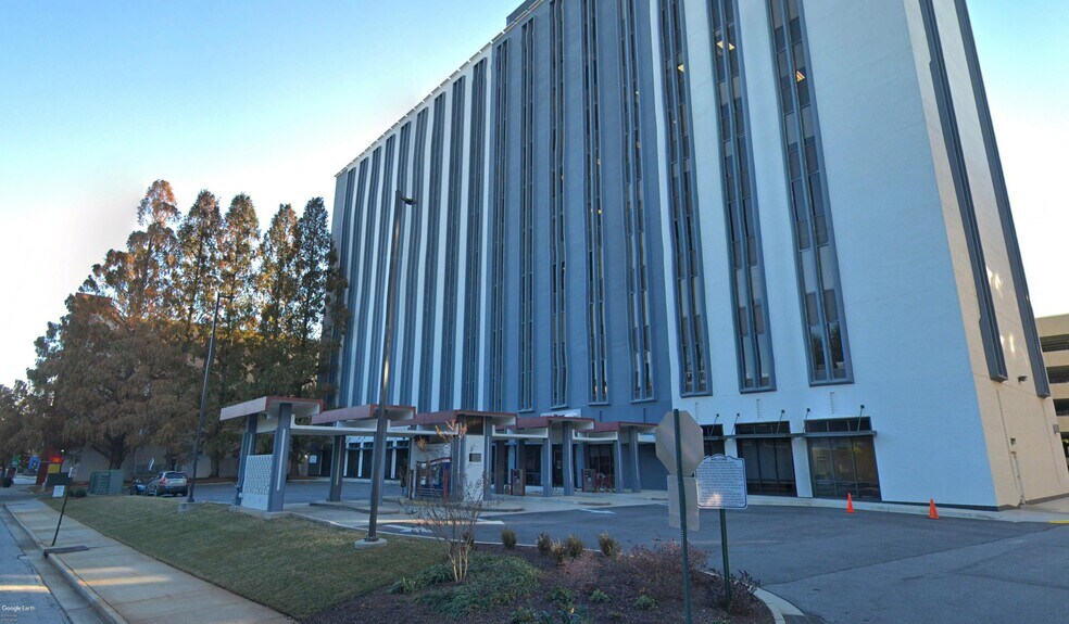 315 W Ponce de Leon Ave, Decatur, GA 30030 Office For Lease