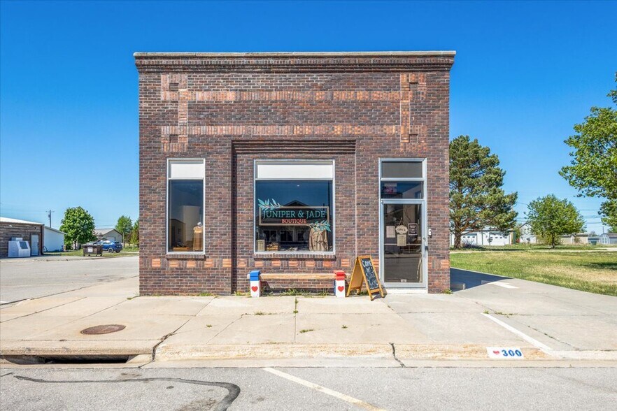 More Photos Of 300 Main St, Hallam Office For Sale