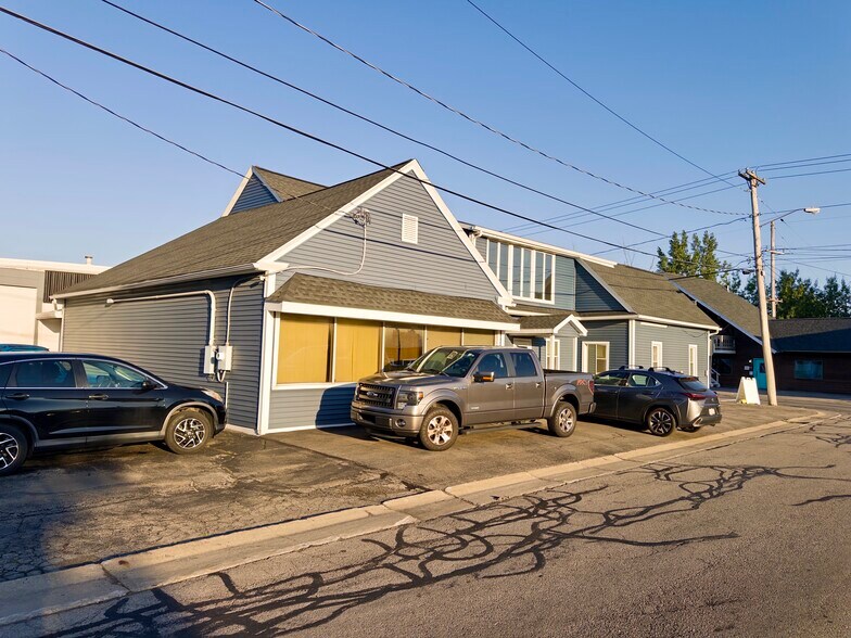 More Photos Of 15 Martin St, Webster Flex For Lease
