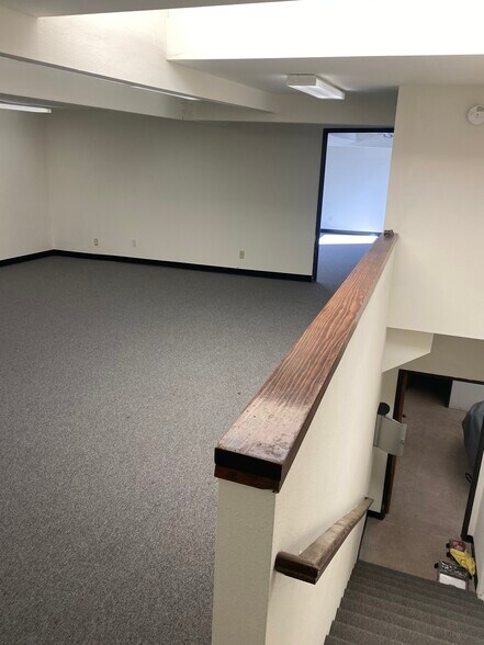 More Photos Of 760 W 16th St, Costa Mesa Warehouse For Lease