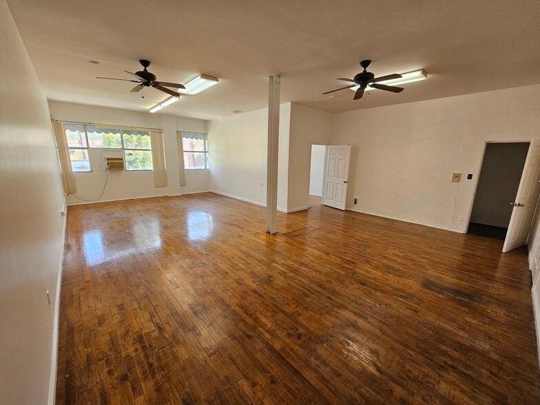 More Photos Of 6623 San Fernando Rd, Glendale Storefront Retail Office For Sale