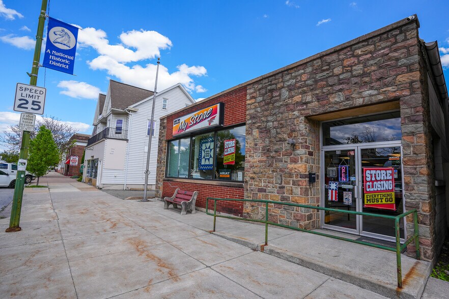 More Photos Of 418 Delaware Ave, Palmerton Storefront For Sale