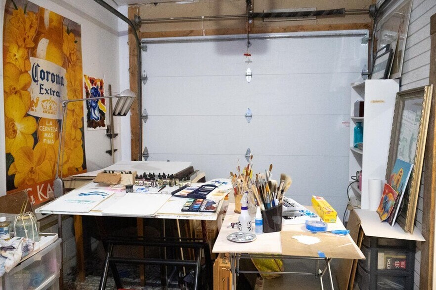 More Photos Of 427 S Whittaker St, New Buffalo Storefront For Sale