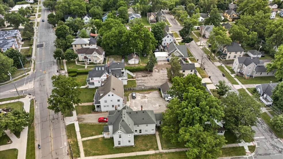 More Photos Of 415 W Forest Ave, Ypsilanti Sorority Fraternity House For Sale