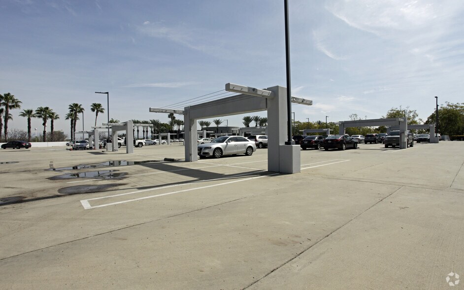 More Photos Of 3281 E Guasti Rd, Ontario Unknown For Lease