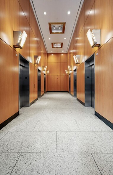 More Photos Of 622 Third Ave, New York Office For Lease