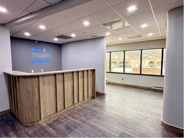 Primary Photo Of 3 School St, Glen Cove Medical For Sale