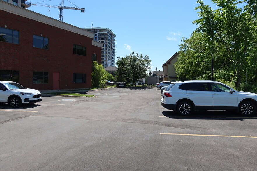More Photos Of 50 Foundry St, Moncton Office For Lease