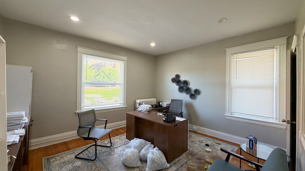 More Photos Of 2100 Auburn Ave, Cincinnati Office For Sale