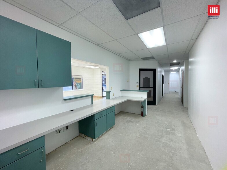 More Photos Of 111-113 N Maclay Ave, San Fernando Medical For Lease