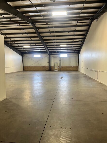 More Photos Of 7501 York St, Denver Warehouse For Lease