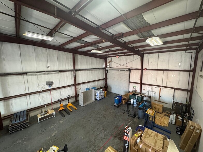 More Photos Of 280 W Central Blvd, Cape Canaveral Manufacturing For Sale