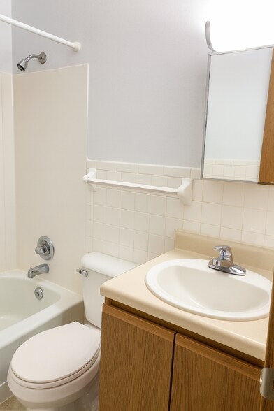 More Photos Of 105 Sunnyslope Rd, Morris Apartments For Sale