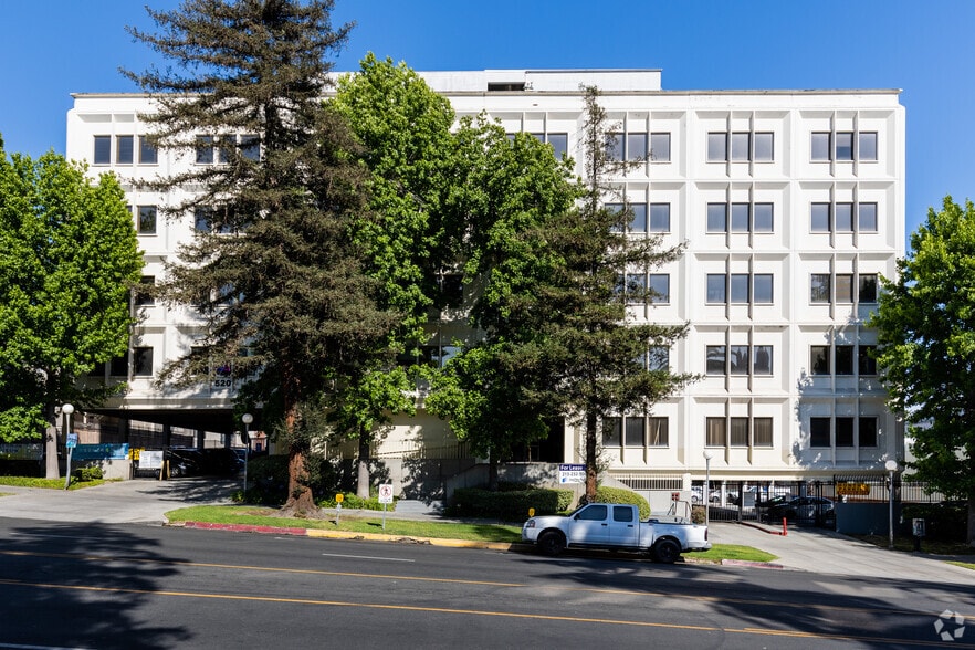 More Photos Of 520 S La Fayette Park Pl, Los Angeles Office For Sale