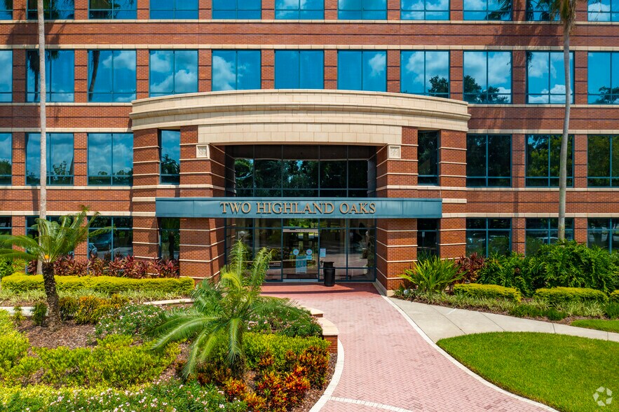 More Photos Of 10210 Highland Manor Dr, Tampa Office For Lease