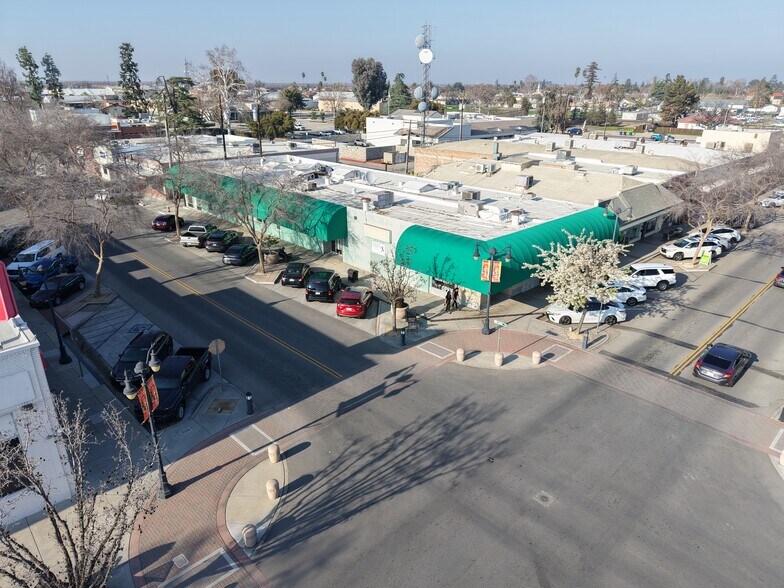 More Photos Of 301 Central Ave, Shafter Freestanding For Sale