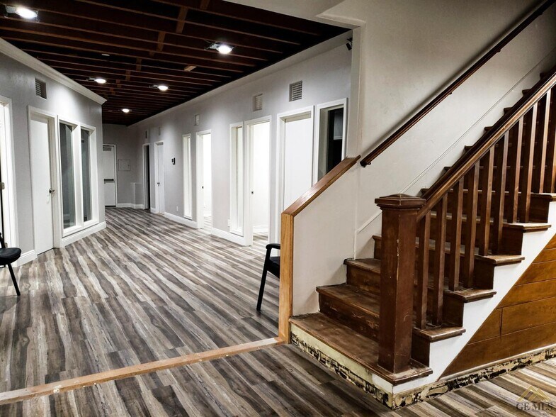 More Photos Of 430 18th St, Bakersfield Loft Creative Space For Sale