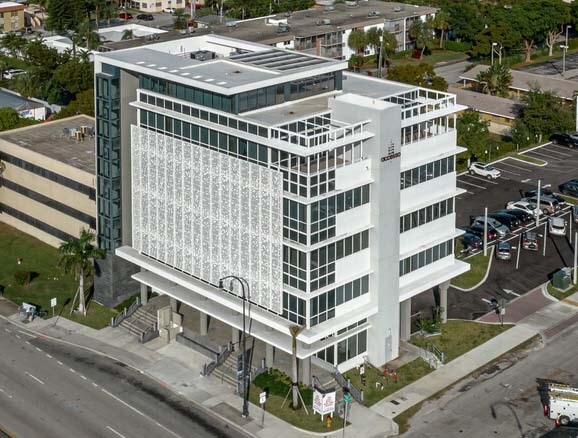 More Photos Of 100 N Federal Hwy, Hallandale Beach Office For Lease