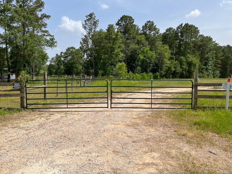 More Photos Of Tommy Smith Road, Conroe Land For Sale