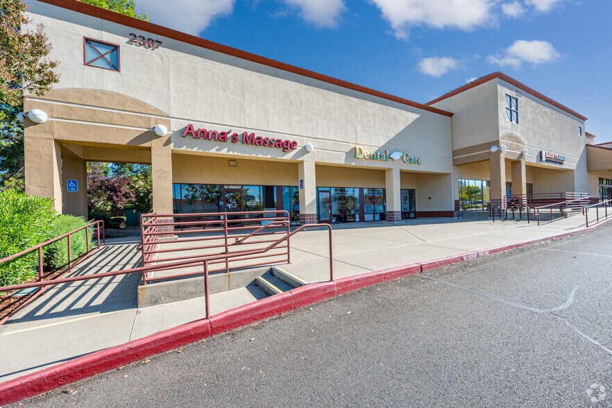 More Photos Of 2341 Sunset Blvd, Rocklin Unknown For Lease