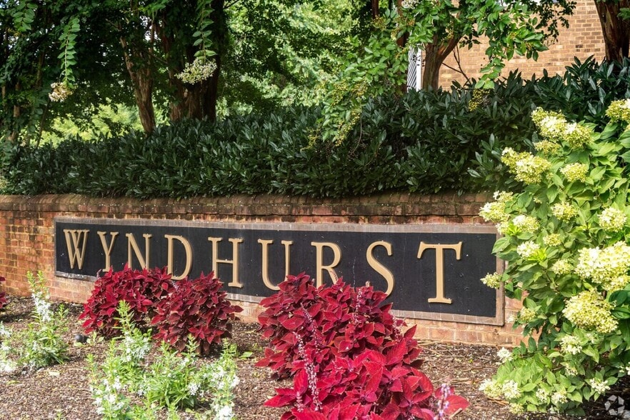 More Photos Of 100 Tradewynd Dr, Lynchburg General Retail For Sale