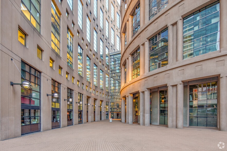 More Photos Of 300 W Georgia St, Vancouver Office For Lease