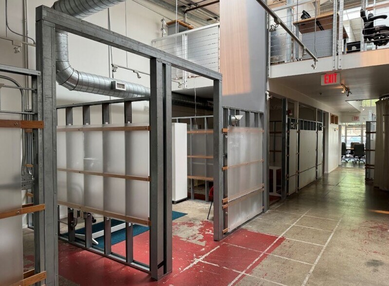 More Photos Of 1123 Zonolite Rd NE, Atlanta Coworking Space