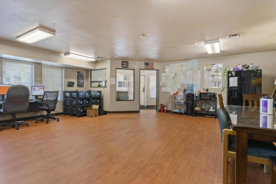 More Photos Of 110 Spring Hill Dr, Grass Valley Manufacturing For Sale