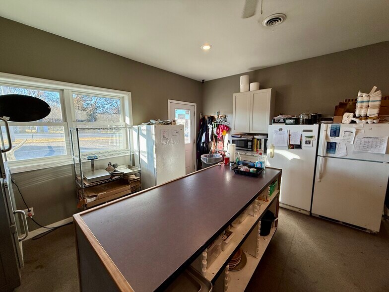 More Photos Of 203 W 5th St, Blue Rapids Service For Sale